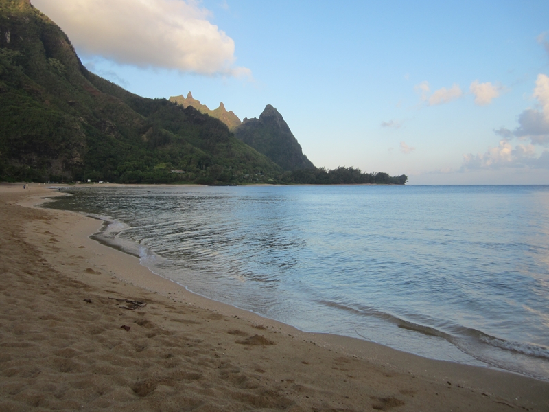 Tunnels Makua Beach